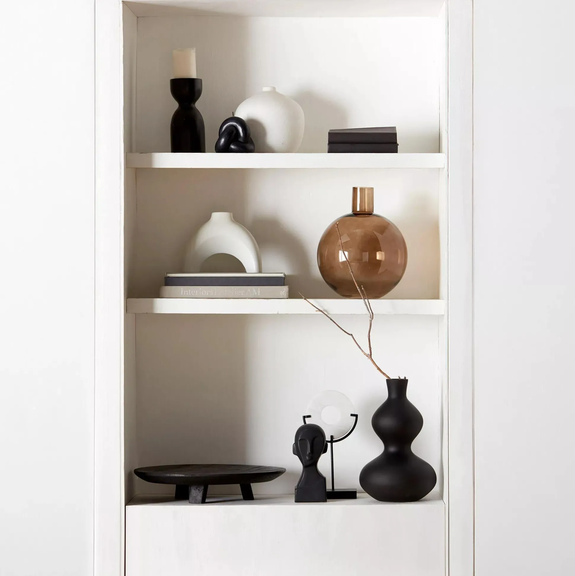 Black Hourglass Bubble Vase