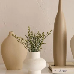 Curved Ceramic Table Vase