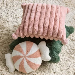 Eida Decorative Throw Pillow