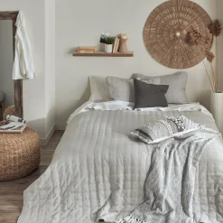 Grey Quin Collection - 3-Piece Coverlet Set