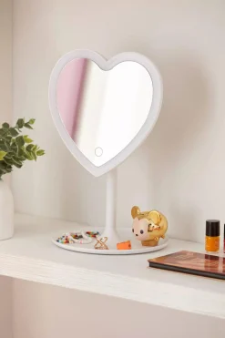 LED Heart-Shaped Table Mirror