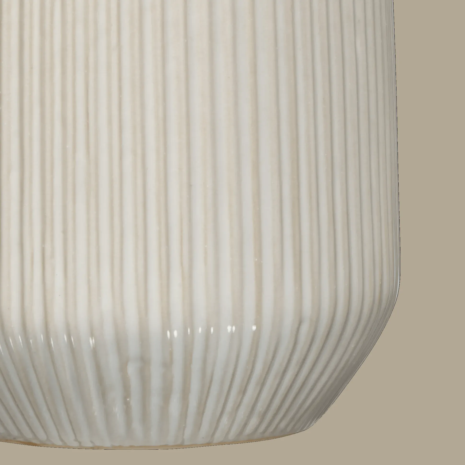 Ribbed 2-Tone Vase