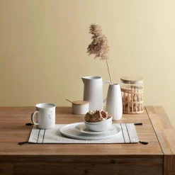 Set of 4 Fabric Placemats with Tassels